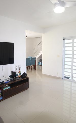 Casa para alugar com 200m², 2 quartos e 1 vagaSala