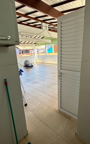 Casa para alugar com 200m², 2 quartos e 1 vagaÁrea de Serviço