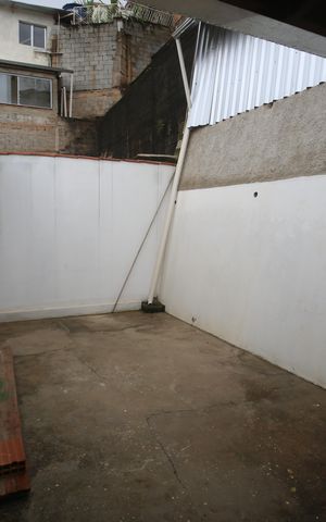 Casa à venda com 300m², 3 quartos e 2 vagasArea de serviço