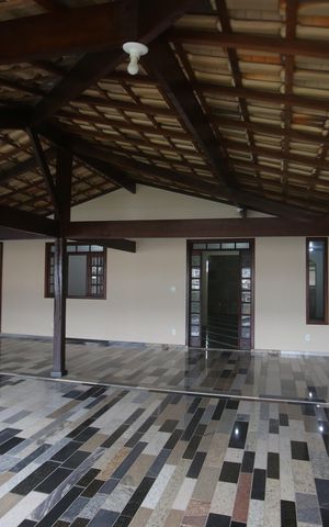 Casa à venda com 300m², 3 quartos e 2 vagasVaranda