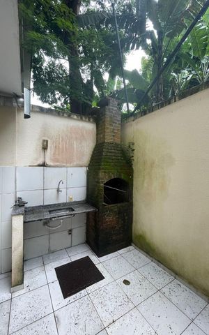 Casa de condomínio à venda com 135m², 2 quartos e 2 vagas Casa de condomínio à venda com 135m², 2 quartos e 2 vagasÁrea externa