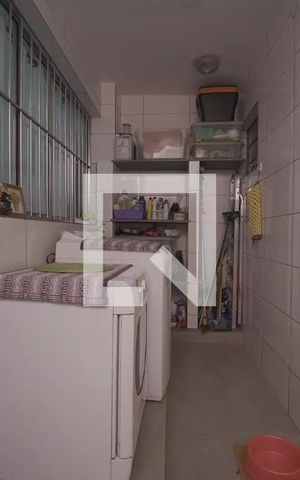 Casa à venda com 235m², 4 quartos e 2 vagas