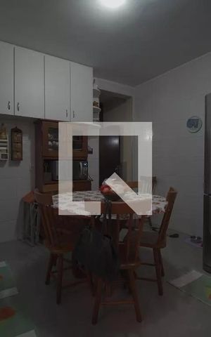 Casa à venda com 235m², 4 quartos e 2 vagas