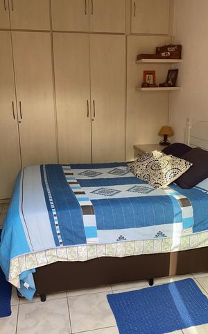 Casa à venda com 235m², 4 quartos e 2 vagas