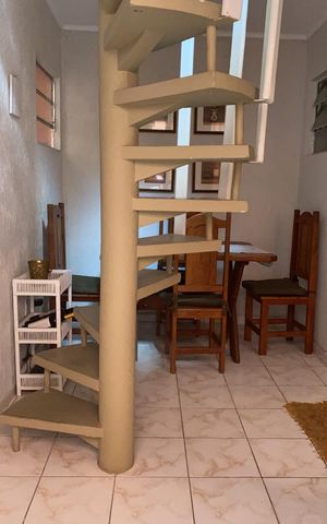 Casa à venda com 235m², 4 quartos e 2 vagas