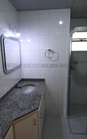Apartamento à venda com 86m², 2 quartos e 2 vagasBanheiro Social