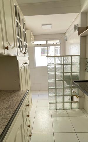 Apartamento para alugar com 47m², 2 quartos e 2 vagasCozinha - Armários