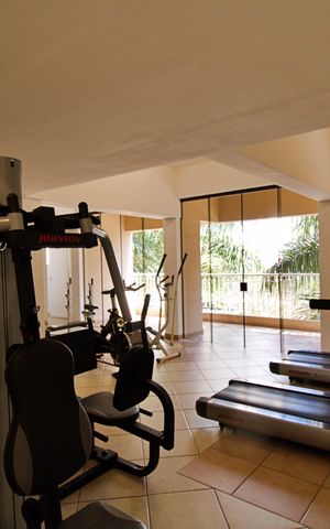 Apartamento à venda com 86m², 2 quartos e 2 vagas Apartamento à venda com 86m², 2 quartos e 2 vagasÁrea comum - Academia
