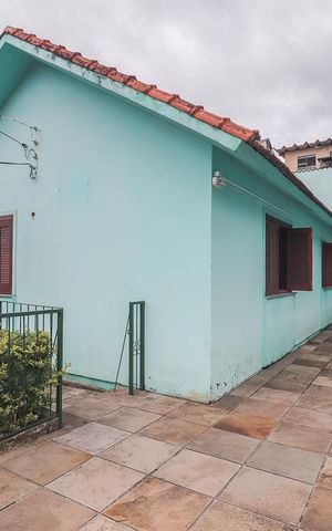 Casa à venda com 150m², 4 quartos e 1 vagaFachada
