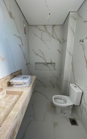 Casa à venda com 120m², 4 quartos e 2 vagas