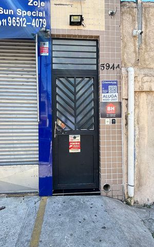 Studio para alugar com 30m², 1 quarto e sem vaga Studio para alugar com 30m², 1 quarto e sem vagaFachada - Plaquinha instalada