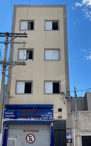 Studio para alugar com 30m², 1 quarto e sem vaga Studio para alugar com 30m², 1 quarto e sem vagaFachada - Plaquinha instalada