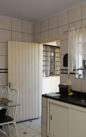 Casa à venda com 150m², 4 quartos e 2 vagasCozinha