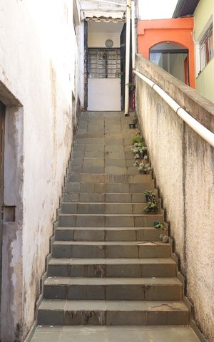 Casa à venda com 150m², 4 quartos e 2 vagasQuintal - Escadas