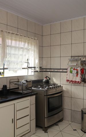 Casa à venda com 150m², 4 quartos e 2 vagasCozinha
