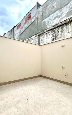 Casa à venda com 120m², 3 quartos e 2 vagas Casa à venda com 120m², 3 quartos e 2 vagasÁrea de Serviço