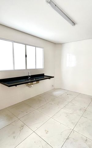 Casa à venda com 120m², 3 quartos e 2 vagas Casa à venda com 120m², 3 quartos e 2 vagasCozinha