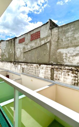 Casa à venda com 120m², 3 quartos e 2 vagas Casa à venda com 120m², 3 quartos e 2 vagasVaranda Quarto Suíte 1
