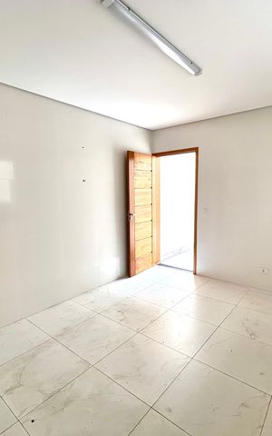 Casa à venda com 120m², 3 quartos e 2 vagas Casa à venda com 120m², 3 quartos e 2 vagasCozinha
