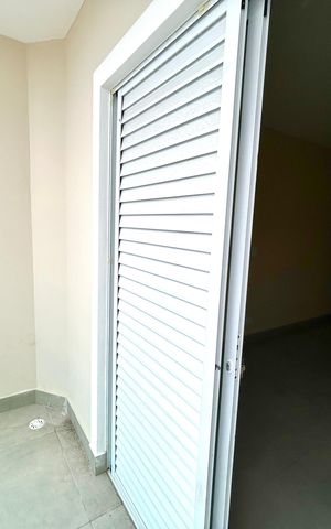 Casa à venda com 120m², 3 quartos e 2 vagas Casa à venda com 120m², 3 quartos e 2 vagasVaranda Quarto Suíte 3