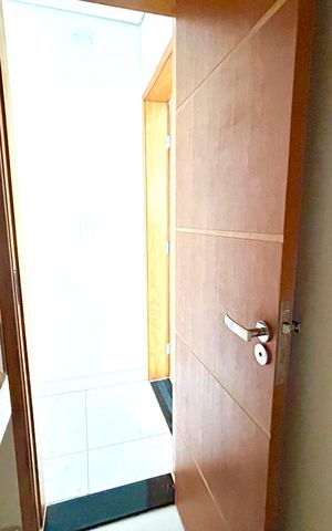 Casa à venda com 120m², 3 quartos e 2 vagas Casa à venda com 120m², 3 quartos e 2 vagasLavabo