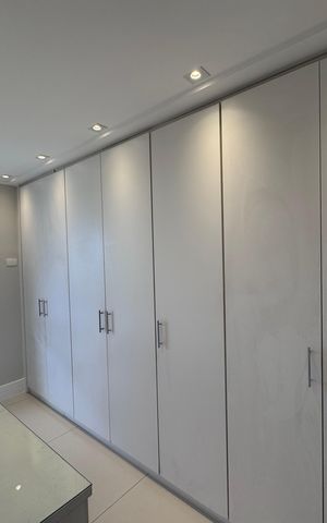 Apartamento à venda com 165m², 3 quartos e 2 vagas Apartamento à venda com 165m², 3 quartos e 2 vagasSala