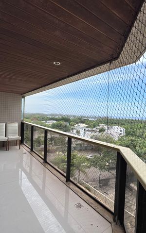 Apartamento à venda com 165m², 3 quartos e 2 vagas Apartamento à venda com 165m², 3 quartos e 2 vagasVaranda