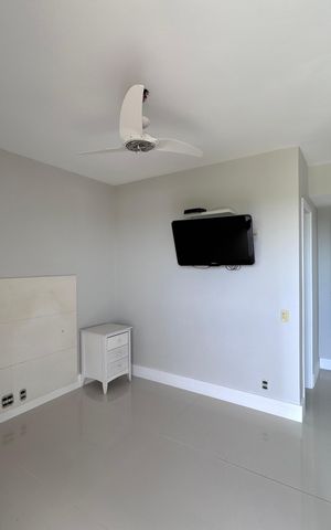 Apartamento à venda com 165m², 3 quartos e 2 vagas Apartamento à venda com 165m², 3 quartos e 2 vagasSuíte 2