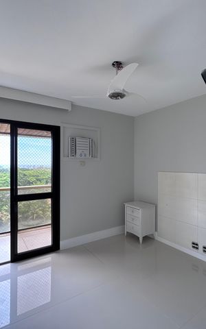 Apartamento à venda com 165m², 3 quartos e 2 vagas Apartamento à venda com 165m², 3 quartos e 2 vagasSuíte 2