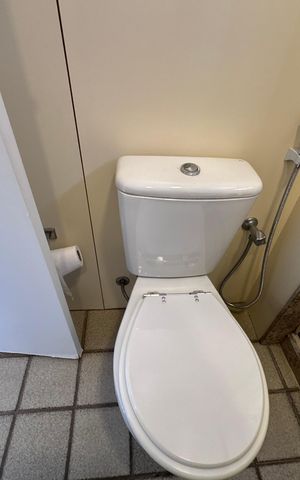 Apartamento à venda com 165m², 3 quartos e 2 vagas Apartamento à venda com 165m², 3 quartos e 2 vagasSuíte 2 - Banheiro