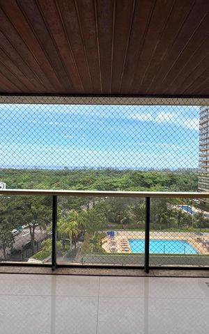 Apartamento à venda com 165m², 3 quartos e 2 vagas Apartamento à venda com 165m², 3 quartos e 2 vagasVaranda