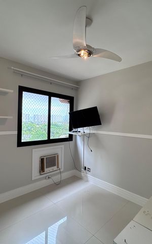 Apartamento à venda com 165m², 3 quartos e 2 vagas Apartamento à venda com 165m², 3 quartos e 2 vagasQuarto
