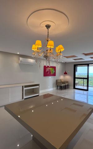 Apartamento à venda com 165m², 3 quartos e 2 vagas Apartamento à venda com 165m², 3 quartos e 2 vagasSala