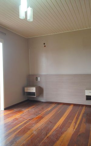 Casa à venda com 290m², 4 quartos e 2 vagasSuíte 2