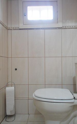 Casa à venda com 290m², 4 quartos e 2 vagasBanheiro da Suíte 1