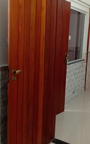 Casa à venda com 80m², 2 quartos e sem vaga Casa à venda com 80m², 2 quartos e sem vagaSala