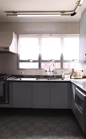 Apartamento à venda com 146m², 4 quartos e 2 vagas Apartamento à venda com 146m², 4 quartos e 2 vagasCozinha