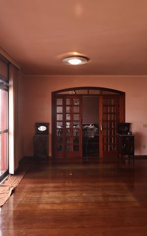 Apartamento à venda com 146m², 4 quartos e 2 vagas Apartamento à venda com 146m², 4 quartos e 2 vagasSala