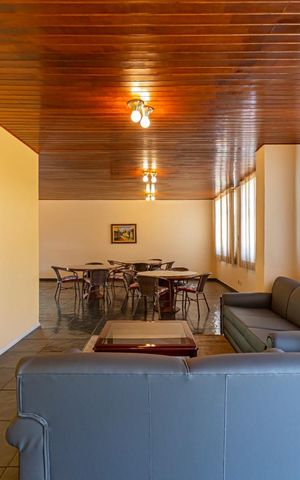 Apartamento à venda com 146m², 4 quartos e 2 vagas Apartamento à venda com 146m², 4 quartos e 2 vagasÁrea comum - Salão de festas
