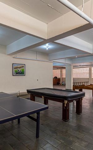 Apartamento à venda com 146m², 4 quartos e 2 vagas Apartamento à venda com 146m², 4 quartos e 2 vagasSalão de jogos