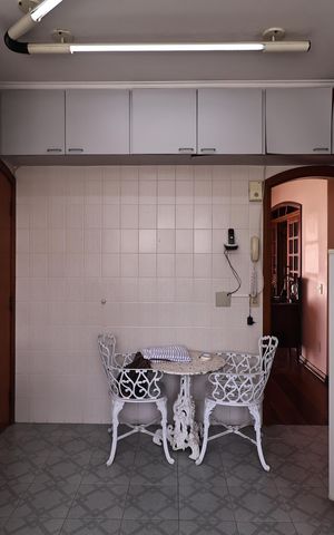 Apartamento à venda com 146m², 4 quartos e 2 vagas Apartamento à venda com 146m², 4 quartos e 2 vagasCozinha