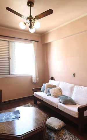 Apartamento à venda com 146m², 4 quartos e 2 vagas Apartamento à venda com 146m², 4 quartos e 2 vagasSala de tv (quarto 2)