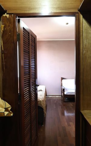 Apartamento à venda com 146m², 4 quartos e 2 vagas Apartamento à venda com 146m², 4 quartos e 2 vagasCloset da suíte