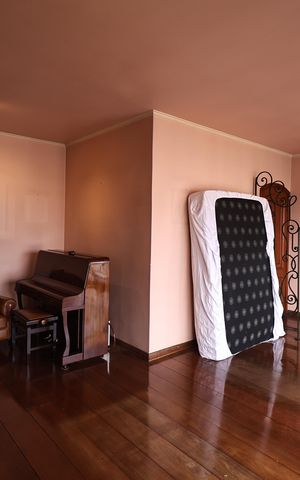 Apartamento à venda com 146m², 4 quartos e 2 vagas Apartamento à venda com 146m², 4 quartos e 2 vagasSala