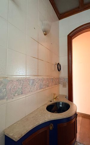 Apartamento à venda com 146m², 4 quartos e 2 vagas Apartamento à venda com 146m², 4 quartos e 2 vagasLavabo