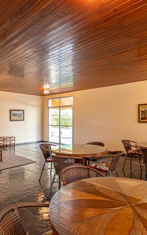 Apartamento à venda com 146m², 4 quartos e 2 vagas Apartamento à venda com 146m², 4 quartos e 2 vagasÁrea comum - Salão de festas