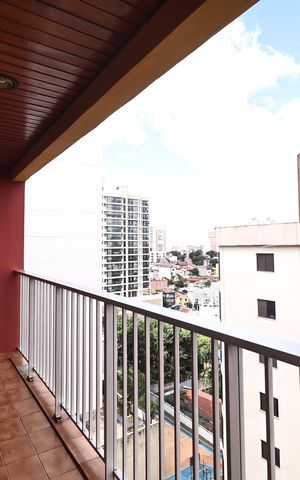 Apartamento à venda com 146m², 4 quartos e 2 vagas Apartamento à venda com 146m², 4 quartos e 2 vagasSacada