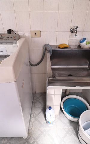 Apartamento à venda com 146m², 4 quartos e 2 vagas Apartamento à venda com 146m², 4 quartos e 2 vagasLavanderia