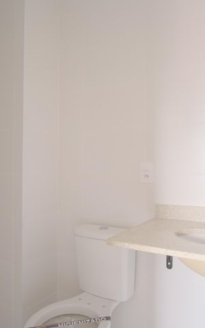 Apartamento à venda com 69m², 2 quartos e 2 vagasBanheiro da Suíte