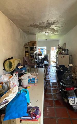 Casa à venda com 55m², 4 quartos e 2 vagasGaragem